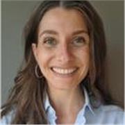 Empathische Tutorin mit mehr als 5 Jahren Erfahrung in der Online- und Präsenznachhilfe