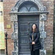 Offro lezioni private di inglese e francese a studenti delle scuole elementari , medie e superiori. Imparerai benissimo!