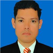 Profesor de Antropología imparte clases de Ciencias Sociales