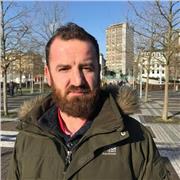 I am an Spanish tutor available to teach students of all ages