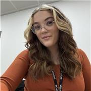 English teach who can teach all age groups