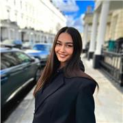 Highly creative and result-driven Artist and  Fashion Designer, with a master degree from Sapienza university and 10 years experience in Fashion Design and retail, Graphic design.