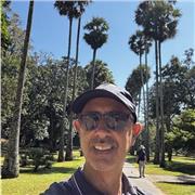 I provide online General and Business English lessons to students, executives, managers and leaders.