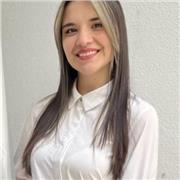 Profesora de educación artística con énfasis en música y danza