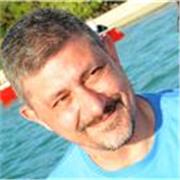 Laureato in matematica indirizzo informatico analista programmatore da 34 Anni impartisce ripetizioni di informatica 