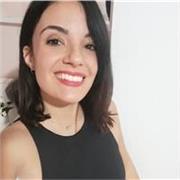 Étudiante à l'université et  tutrice de langue expérimentée, proposé des cours d'italien en ligne. 