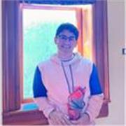 Maestro con experencia en el desarrollo de comprensión y adaptación de los conocimientos de las matemáticas en niños y jovenes