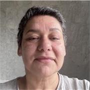 I’m an experience bilingual Spanish teacher. My lessons are aimed at helping students improve their language skills and feel more confident when using them. I also enjoy work on pronunciation. 