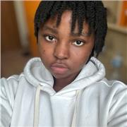 Impartisco lezioni di francese. Sono una studentessa che venga da un paese francofono anche inglese