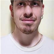 Ciao! Mi chiamo Alberto e sono qui per aiutarti con i tuoi compiti. Posso anche darti ripetizioni più accurate in Inglese e Chimic