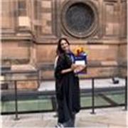 English tutor providing effective and fun learning lessons