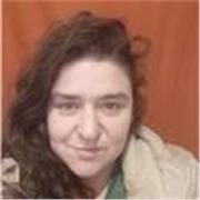 Profesora de Estado de historia, geografía y educación cívica, con 14 años de experiencia laboral, egresada y titulada de la UFRO