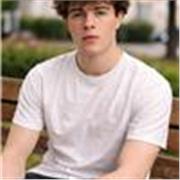 Profesor nativo de inglés para estudiantes hispanohablantes — mejora tu fluidez y confianza al hablar