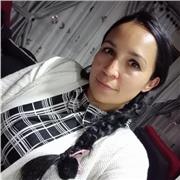 Maestra inteligente,organizada y con actitud de enseñar a quien lo necesite