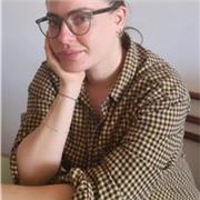 Pianista y profesora Cubana especializada en niños y adolescentes. Todos los niveles. Clases de Piano, Solfeo y Teoría Musical a domicilio