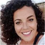 Maestra de educación infantil y primaria. Psicopedagoga,  además soy docente en formació profesional.