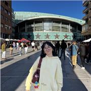 Puedo dar hasta nivel B2 incluido, actualmente sacándome el título de C1.
Tengo experiencia dando clases.