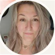 Professeure d'esthétique avec 15 ans d'expérience propose cours de pratique et préparation aux examens CAP/BP/Bac Pro 