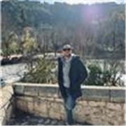 Profesor de Geografía, imparto clases particulares de otras materias a niños y adolescentes. Siempre dispuesto a enseñar