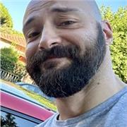 Studente universitatio offre lezioni di Italiano per stranieri