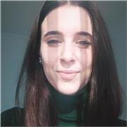 Profesora de FLE (francés lengua extranjera), correctora y examinadora para los exámenes de idioma TCF y DELF. 