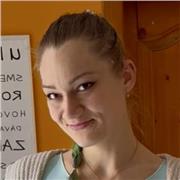 Hello, I’m Barbora, I offer english conversations. I believe, everybody can learn a language. There’s no secret ingredient in it