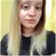 Profesora de Historia imparte clases para estudiantes desde los 11 años de edad