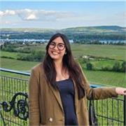 Native English speaker with experience in tutoring english