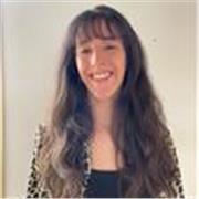 Doy clases a alumnos relacionados con la rama de las ciencias sociales (Economia, matemáticas aplicadas, lengua y literatura, contabilidad...)