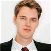 Sono disponibile come aiuto compiti, recupero debiti (durante il periodo estivo) e preparazione per verifiche/esami, ma anche per lezioni individuali e lezioni di preparazione per le certificazioni linguistiche Cambridge.