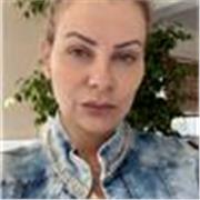 Soy profesora de español y árabe para extranjeros. 