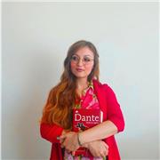 Laureata in Lettere e filosofia impartisco lezioni a scuole elementari, medie, superiori e università