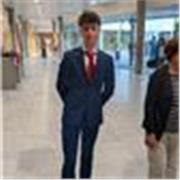 Profesor especializado en Física de 2° de Bachillerato