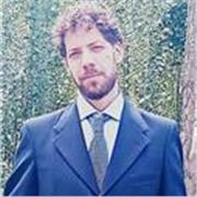 Scrittore, sceneggiatore, regista professionista, lezioni di spagnolo, conversazioni.