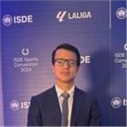Profesor graduado de Escuela Bilingue con acreditación internacional.