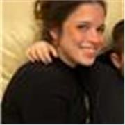 soy Alejandra, estudio francés desde los 3 años y doy clases para aprender de manera fácil y divertida