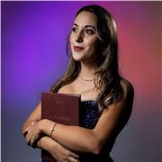 Musicoterapeuta specializzata offre corsi di musicoterapia in gravidanza incentrati sul canto prenatale