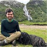 I am a friendly, creative and exciting primary school teacher of more than 14 years of experience. 