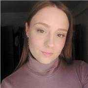 Profesora de biología apta para todas las edades y niveles, con ganas de ayudar y amplitud de horario.