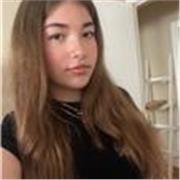 ¡Hola! Soy Lucía, tengo 16 años, estoy en 1º de Bachillerato y doy clases particulares de todas las asignaturas para primaria y se