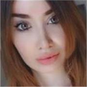 Laureata in Scienze Politiche e delle Relazioni Internazionali