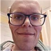 Dedicated primary school teacher with 10+ years experience