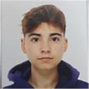 Técnico titulado en auxiliar de personas en situación de dependencia con mas de un año de experiencia 