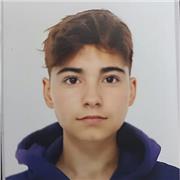 Técnico titulado en auxiliar de personas en situación de dependencia con mas de un año de experiencia