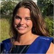 Profesora de apoyo de Primaria, ESO e impartición de clases de italiano para todos los niveles.