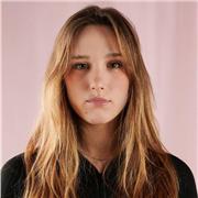 Passionate French teacher in helping beginners and intermediates build confidence, fluency, and cultural understanding !