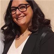 Sono un'insegnante in scuole private e pubbliche con esperienza pluriennale.