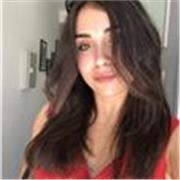 studentessa universitaria diplomata al liceo scientifico internazionale