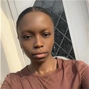 Tutrice pour l'aide aux devoirs et le soutien scolaire donne des cours particuliers