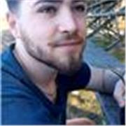 Estudiante de ingenieria electronica imparte clases relacionadas a la universidad y secundario